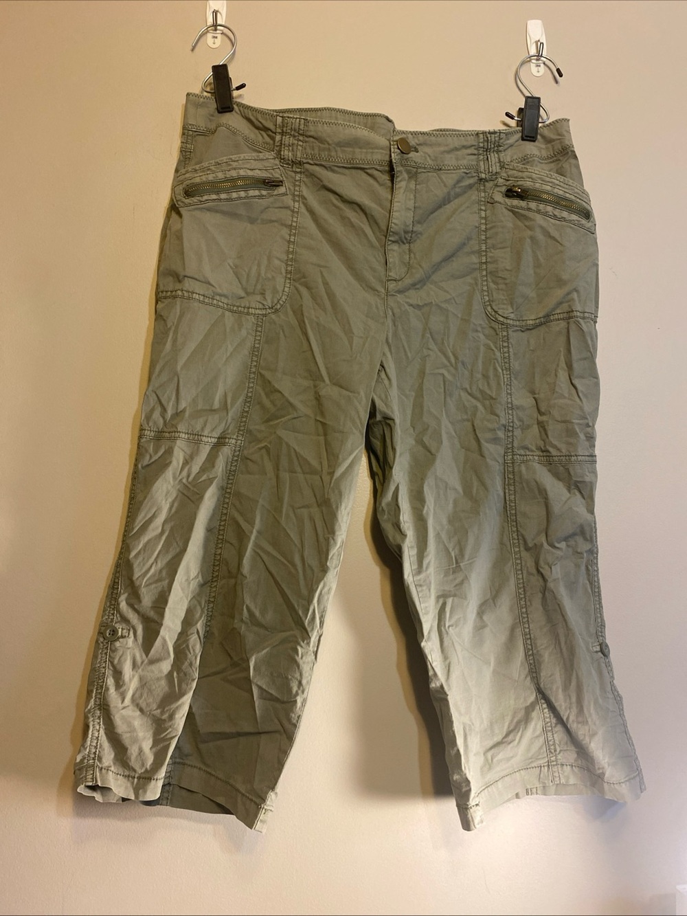 Chicos Women’s 2.5 Size‎ 14 Olive Green Cropped Utility Capri Pants